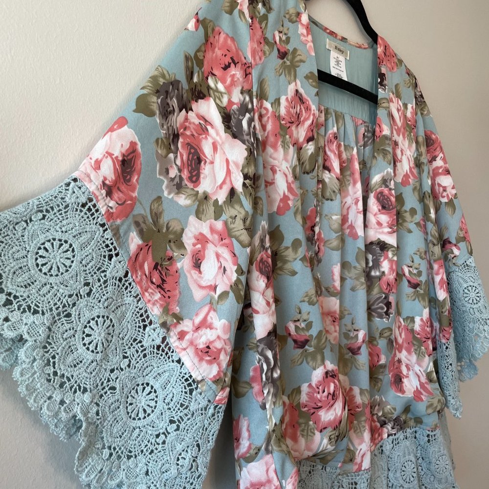 Blue & Pink Rose Floral Lace Kimono - Picture 3 of 6